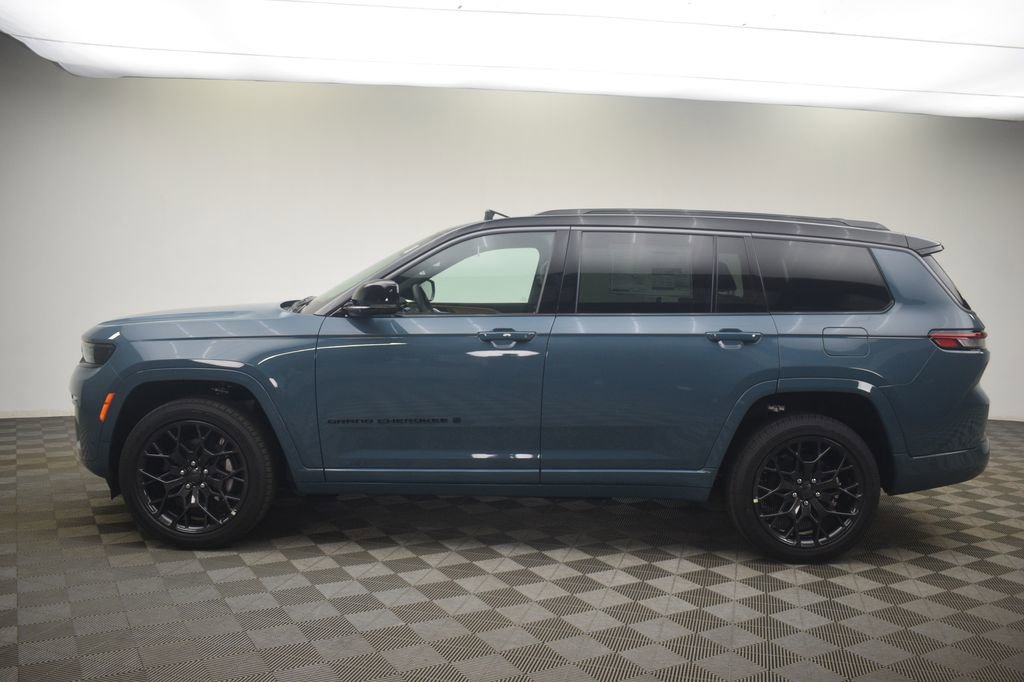 New 2026 Jeep Grand Cherokee L Summit AWD/4WD image 13