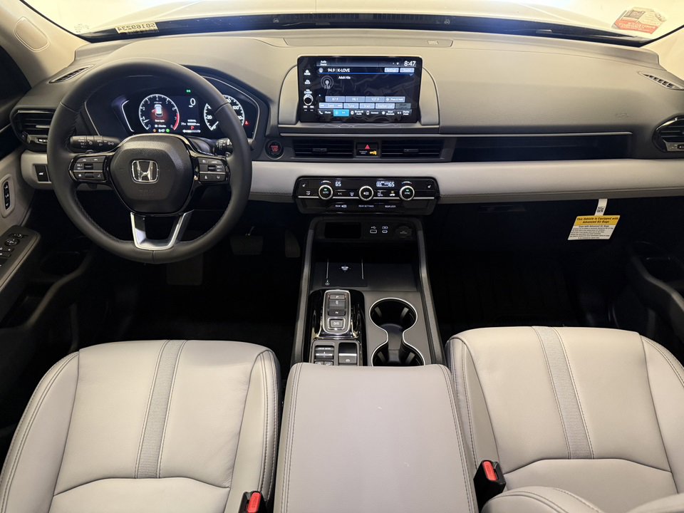 New 2025 Honda Pilot EX-L image 10