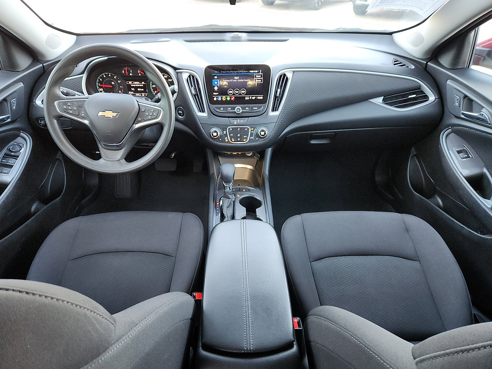 Used 2024 Chevrolet Malibu LT image 11