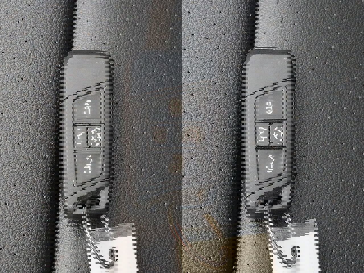 Used 2023 Volkswagen Atlas SE w/ Panoramic Sunroof Package image 29