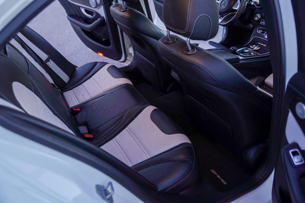 Used 2015 Mercedes-Benz C 63 AMG S image 40