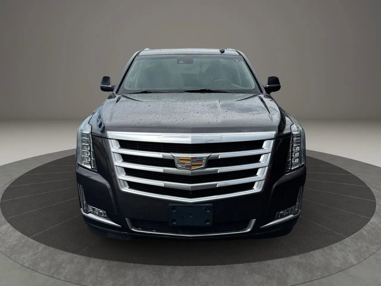 Used 2015 Cadillac Escalade Premium RWD image 4