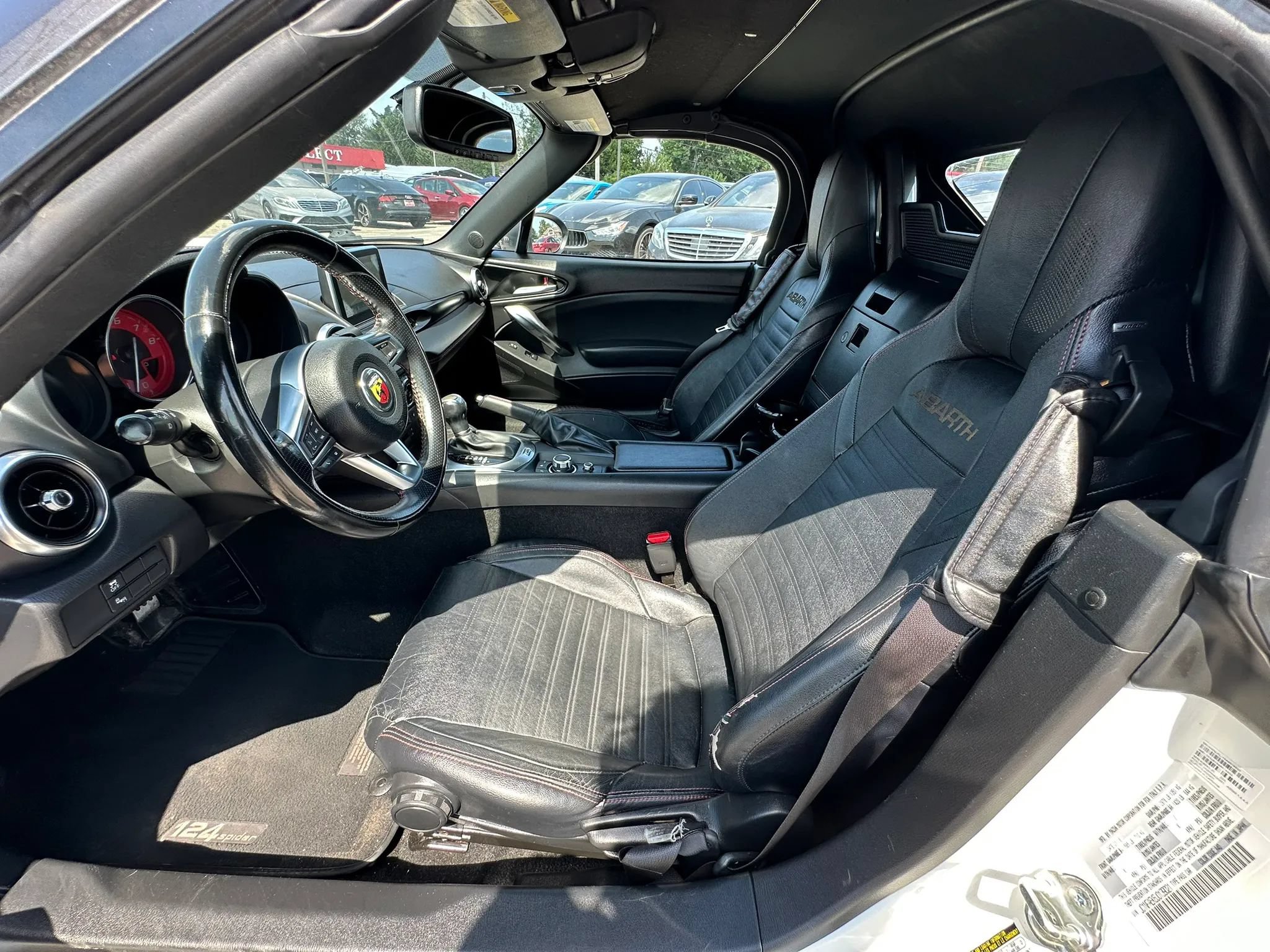 Used 2018 FIAT 124 Spider Abarth w/ Convenience Group RWD image 19
