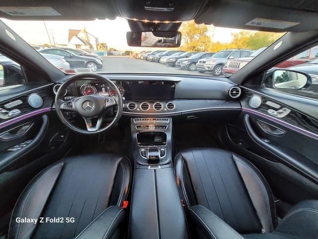 Used 2018 Mercedes-Benz E 300 4MATIC image 17