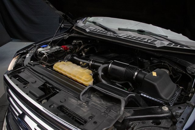 Used 2017 Ford F150 XLT w/ Equipment Group 302A Luxury image 28