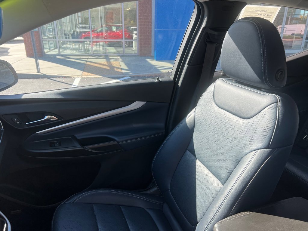 Used 2023 Chevrolet Bolt EUV Premier w/ Sun & Sound Package image 12