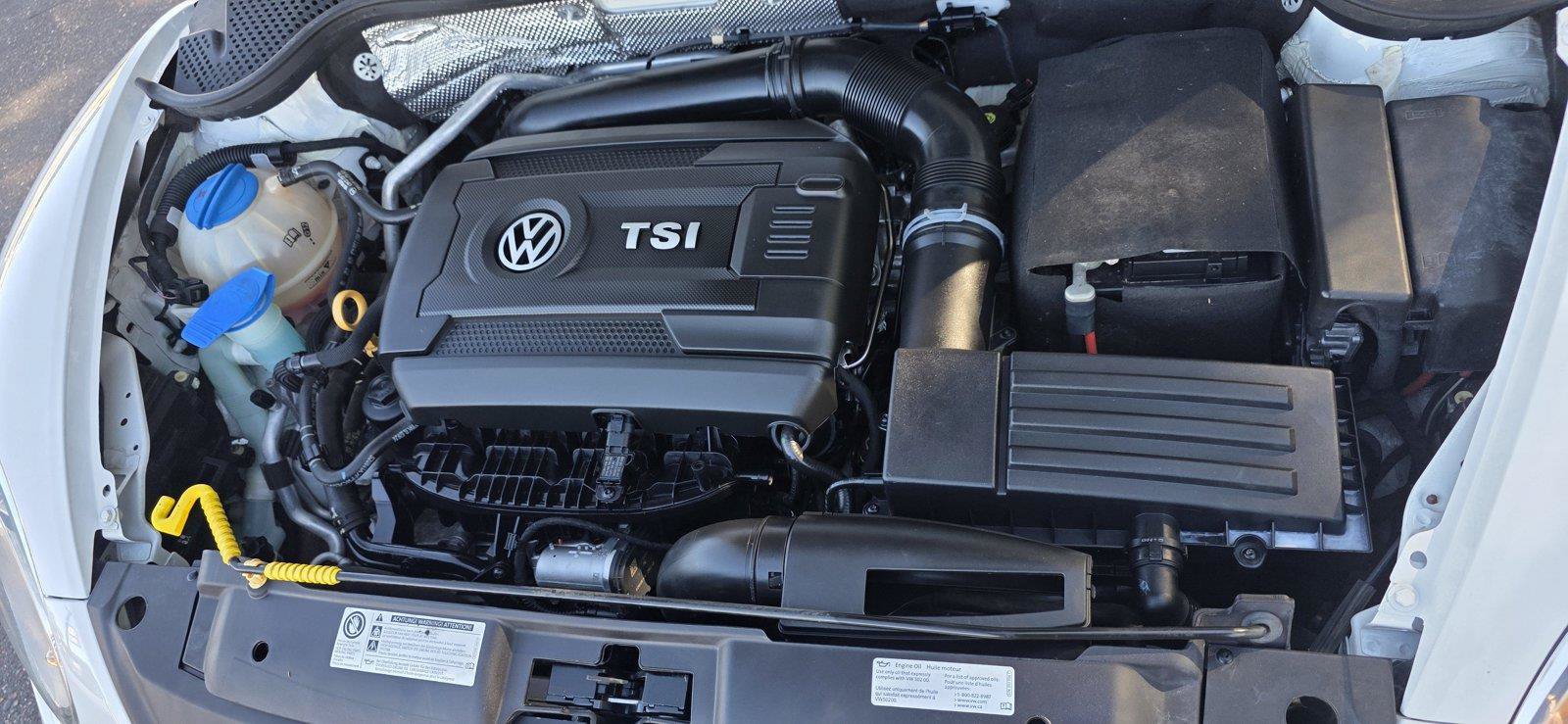Used 2016 Volkswagen Beetle 1.8T Denim FWD image 18
