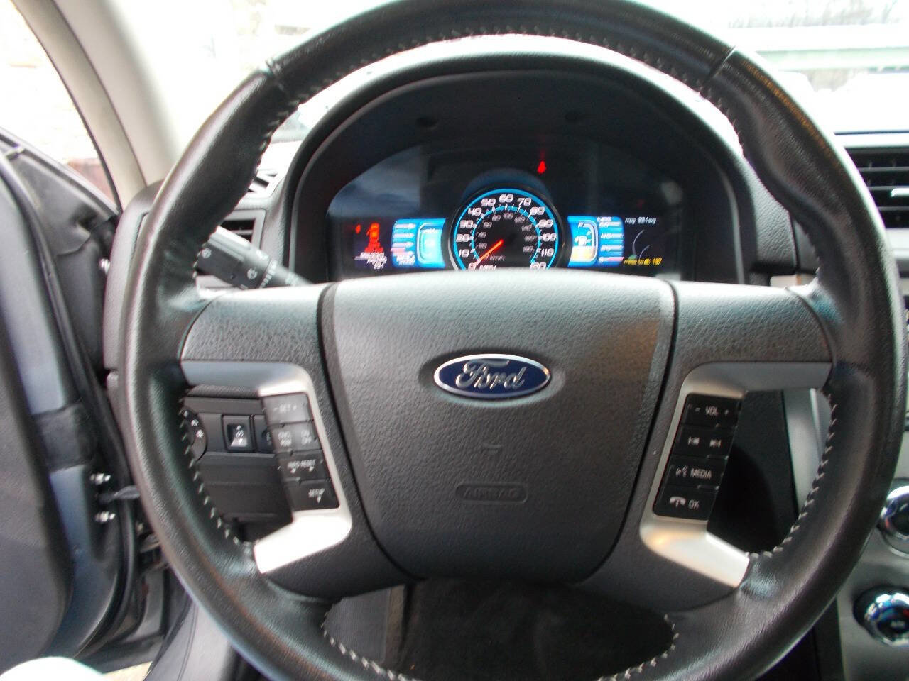 Used 2011 Ford Fusion Hybrid image 12