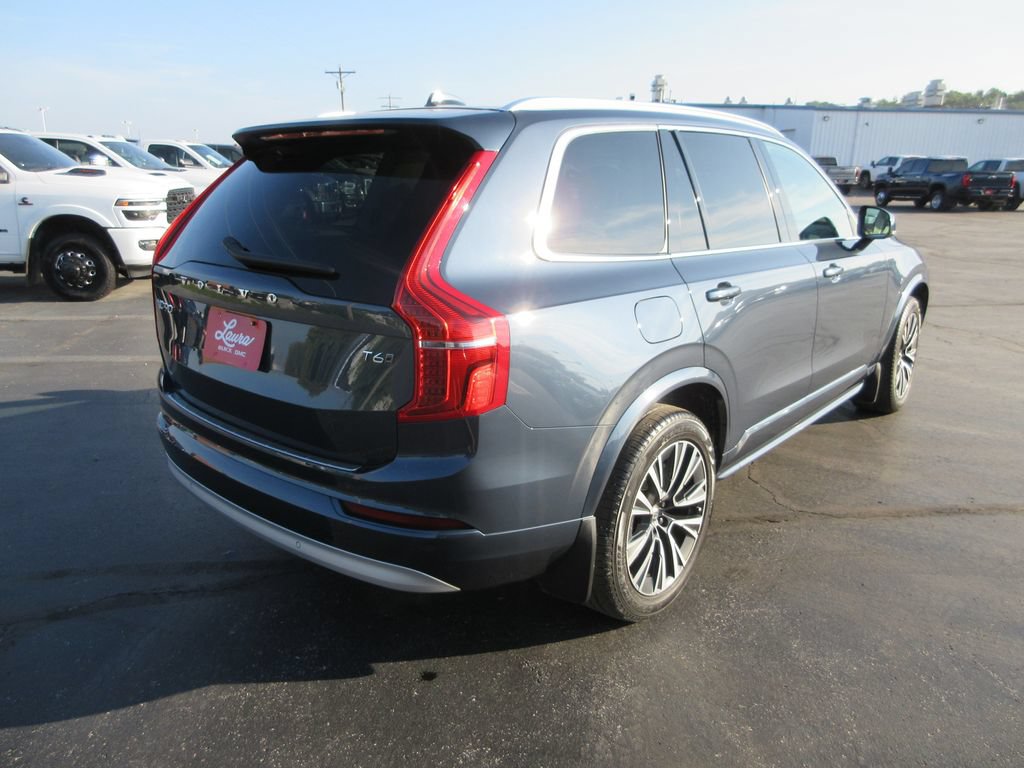 Used 2022 Volvo XC90 T6 Momentum w/ Advanced Package AWD/4WD image 6