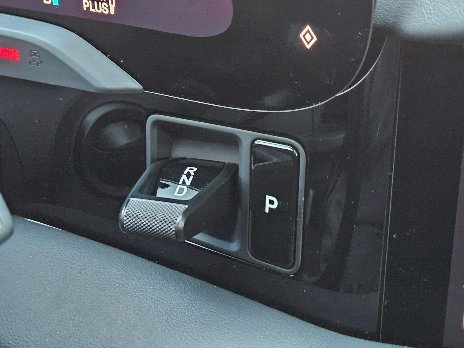 Used 2023 Porsche Taycan image 12