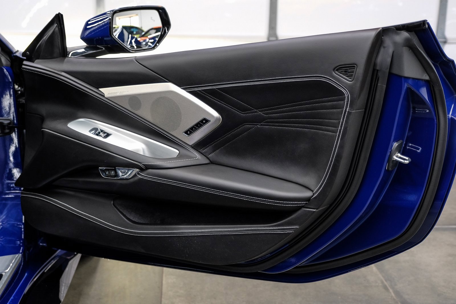 Used 2025 Chevrolet Corvette Z06 w/ Battery Protection Package image 46