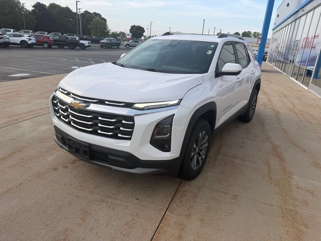 Used 2025 Chevrolet Equinox LT w/ Convenience Package II AWD/4WD image 7