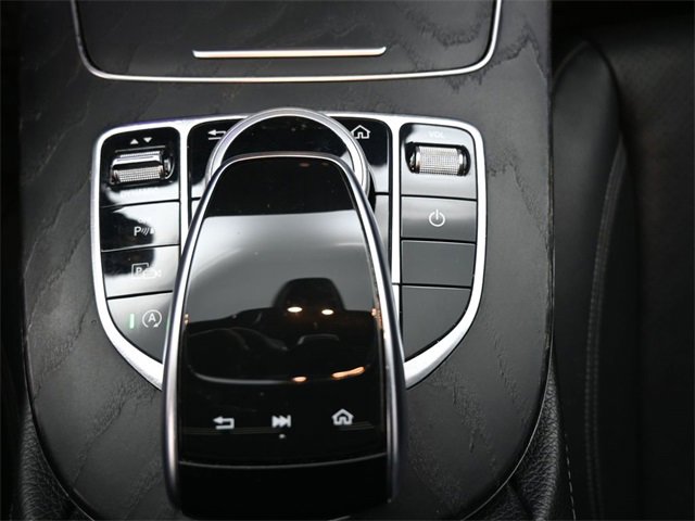 Used 2020 Mercedes-Benz E 350 Sedan image 4