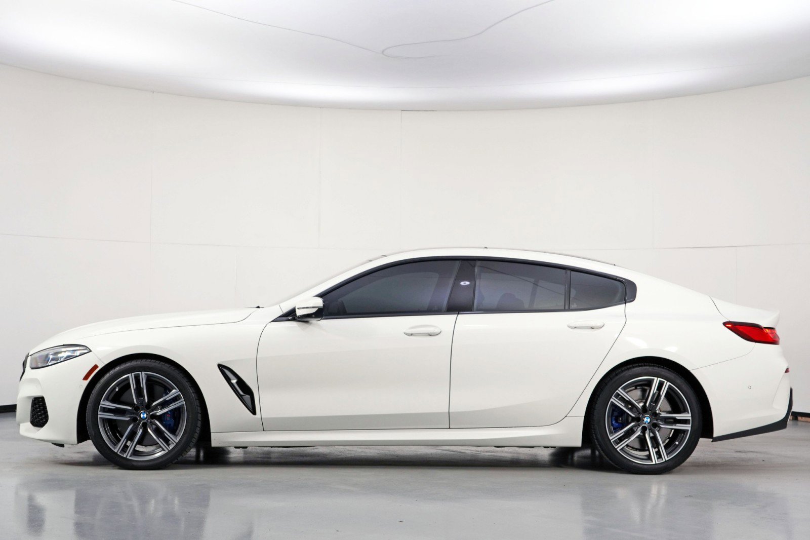 Used 2020 BMW 840i Gran Coupe w/ M Sport Package image 9