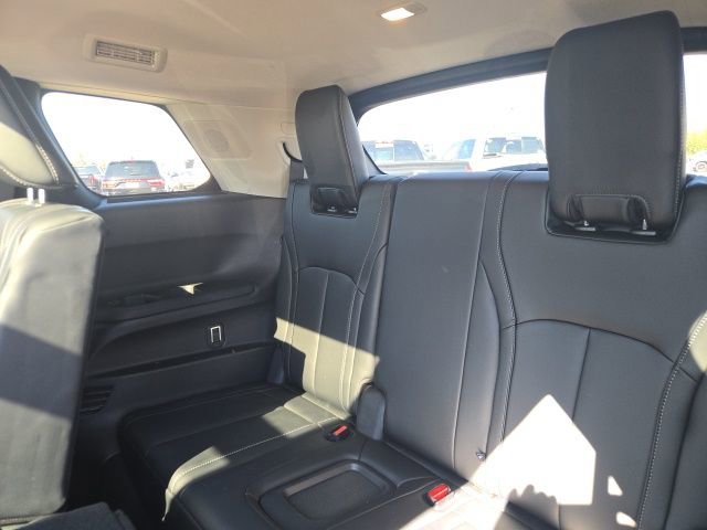 Used 2023 INFINITI QX60 Luxe image 43