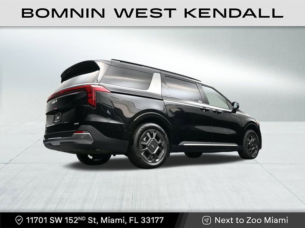 Used 2025 Kia Carnival SX image 25
