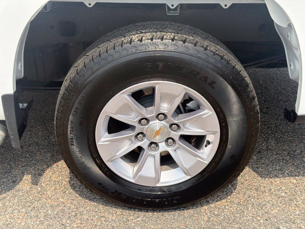 Certified 2025 Chevrolet Silverado 1500 W/T RWD image 13