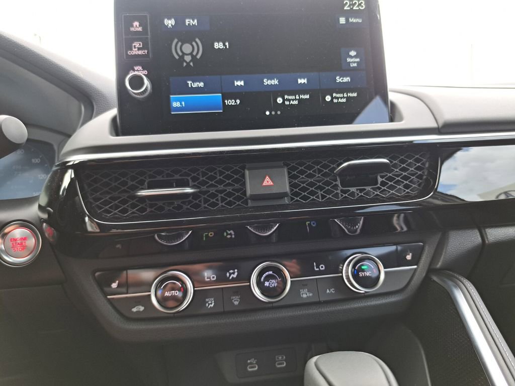 Certified 2026 Acura ADX FWD image 10