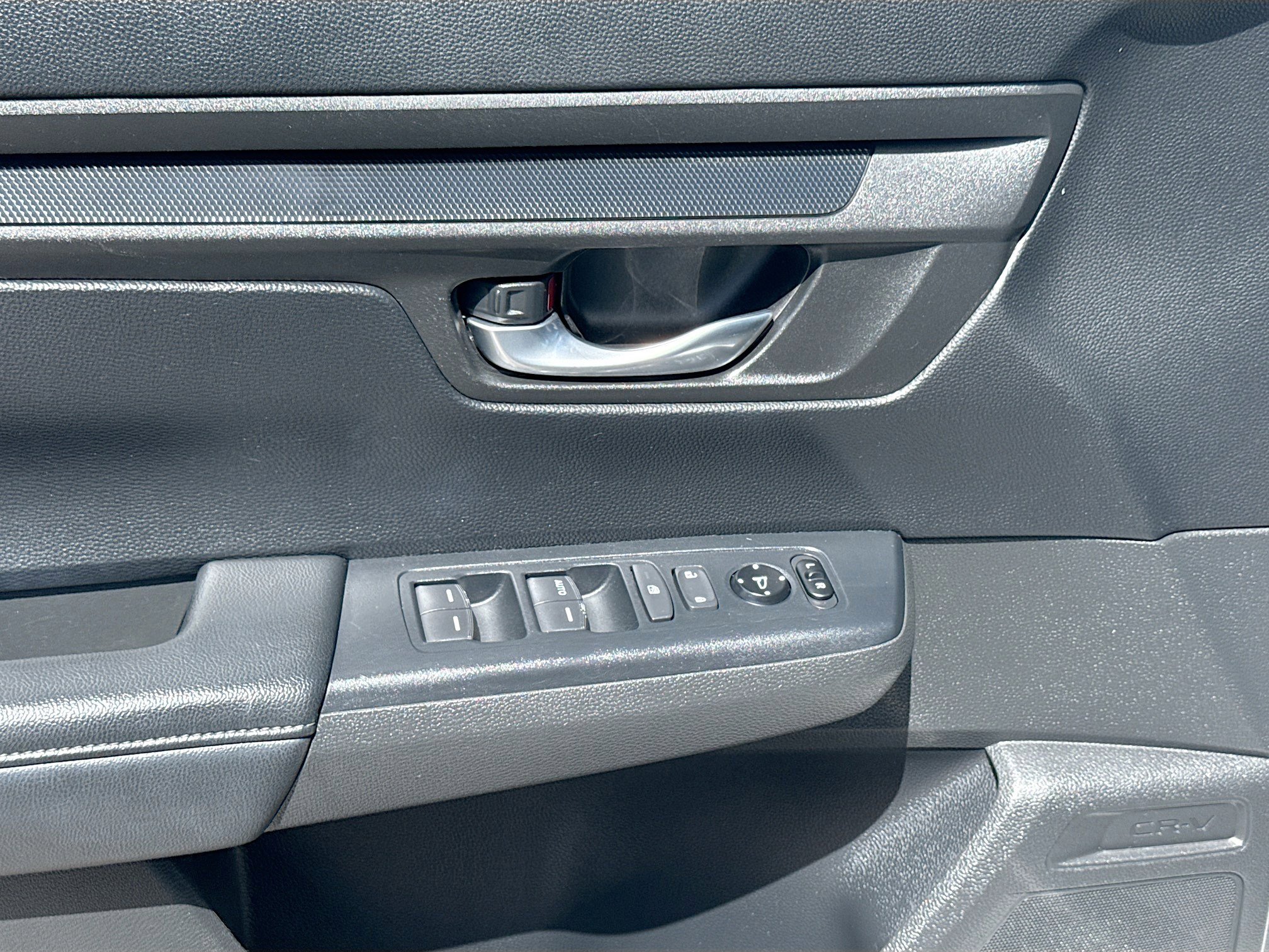 Used 2023 Honda CR-V LX image 16