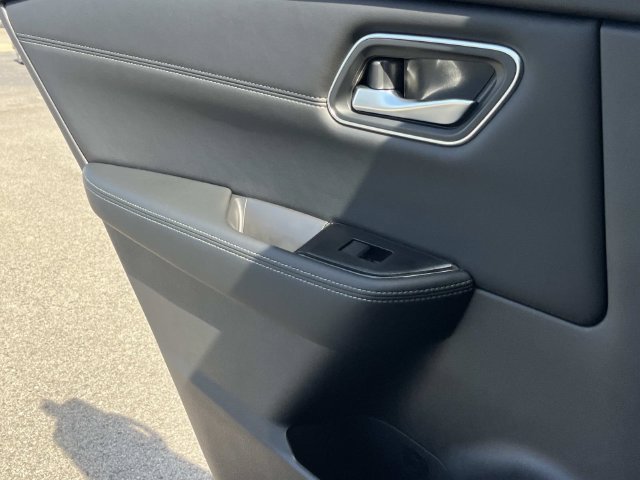New 2026 Nissan Rogue Platinum AWD/4WD image 20