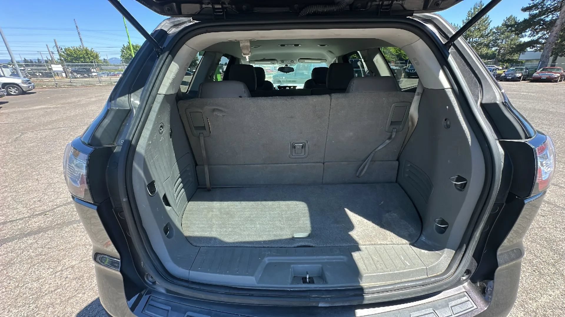 Used 2015 Chevrolet Traverse LS AWD/4WD image 12