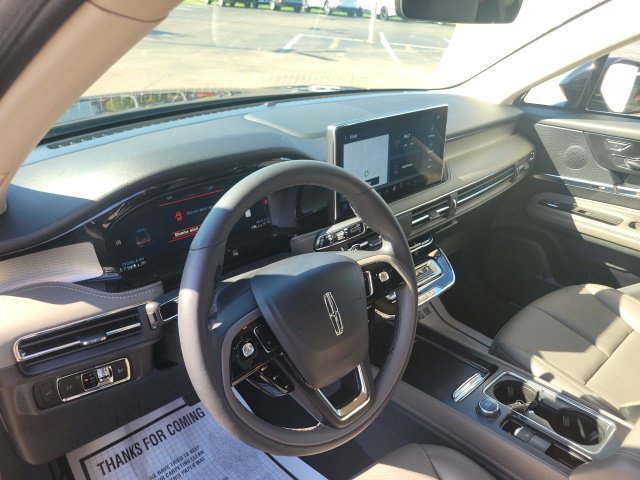 Certified 2024 Lincoln Corsair AWD w/ Equipment Group 101A image 28