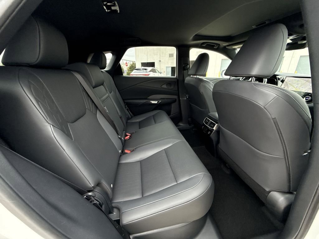 Used 2025 Lexus RX 350 Premium w/ Accessory Package (Z1) image 17