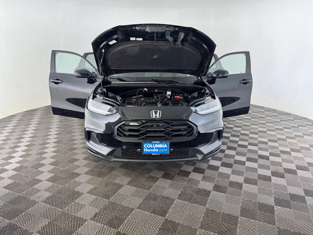 Certified 2025 Honda HR-V Sport image 12