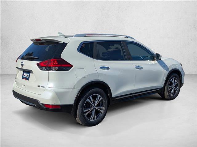 Used 2017 Nissan Rogue SL w/ SL Premium Package AWD/4WD image 5