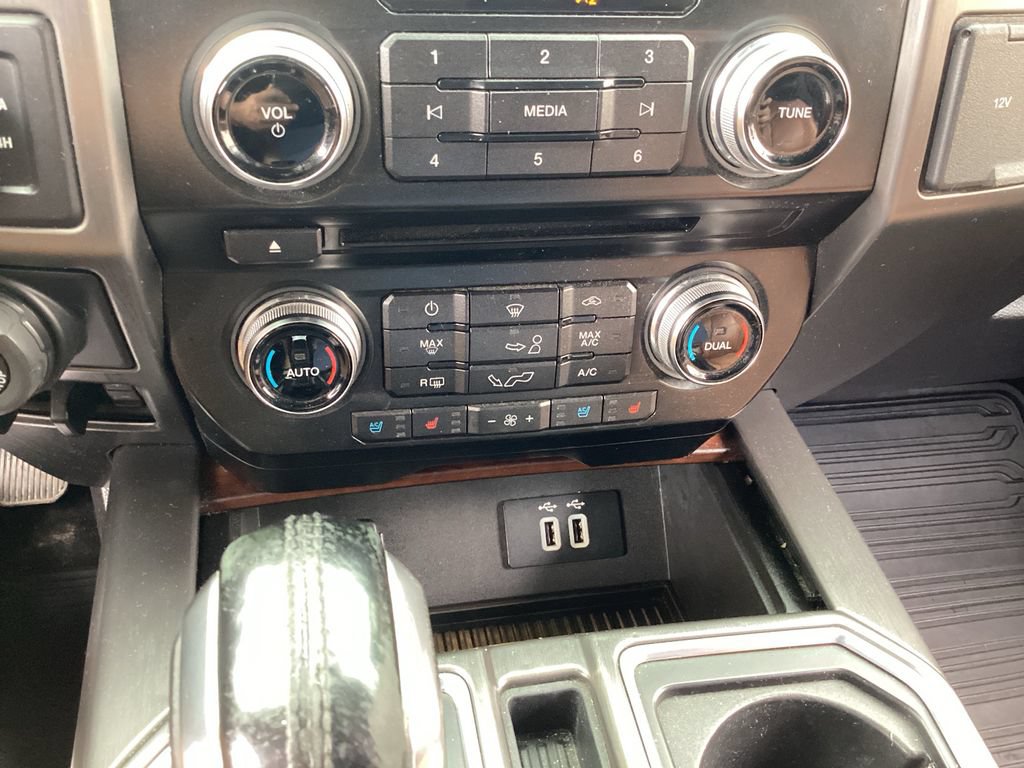 Used 2016 Ford F150 Limited AWD/4WD image 35