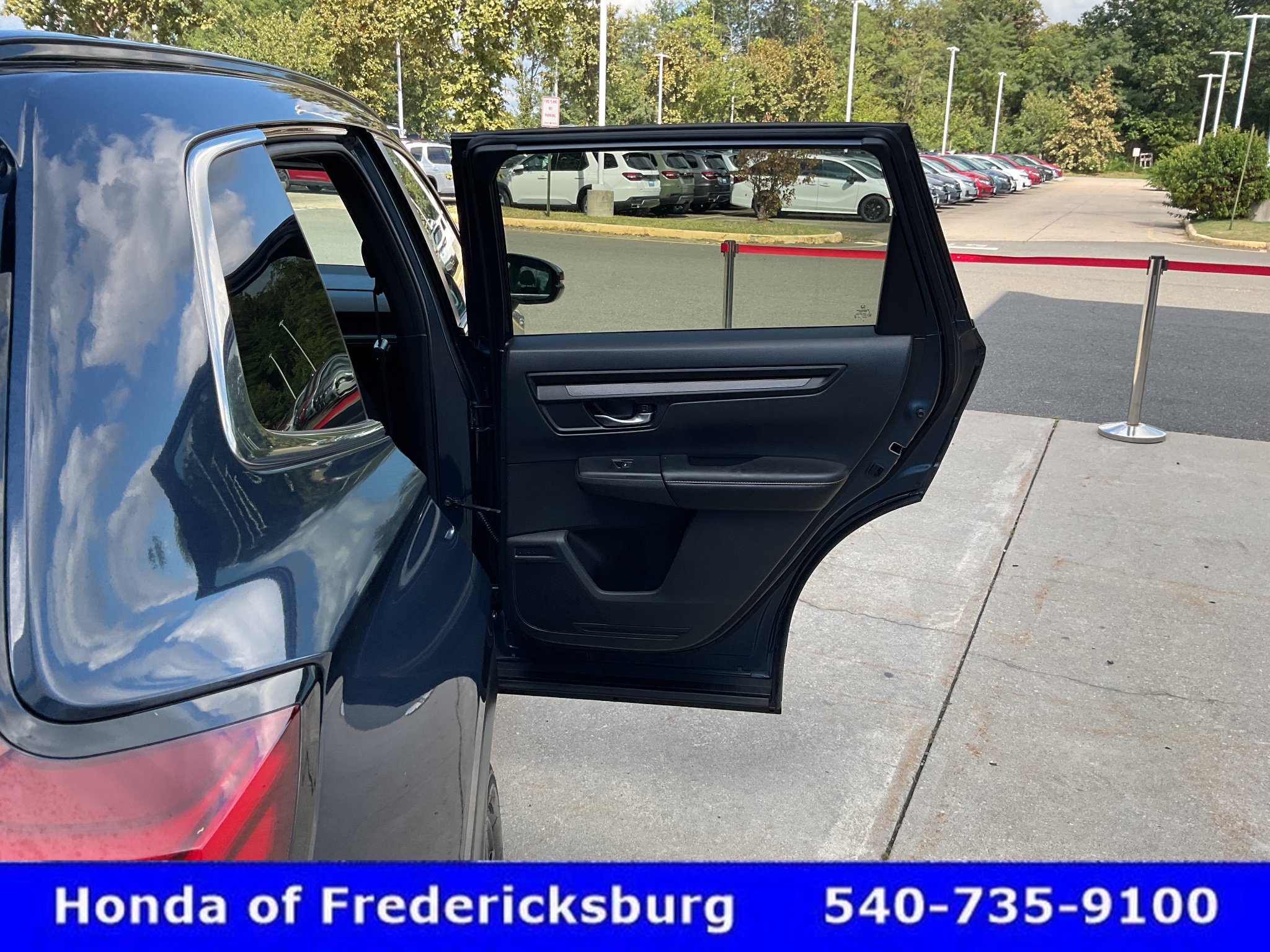 Used 2025 Honda CR-V Sport image 18
