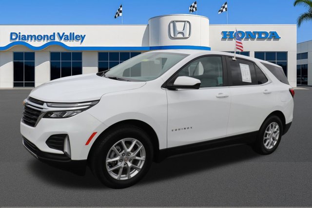 Used 2024 Chevrolet Equinox LT image 3