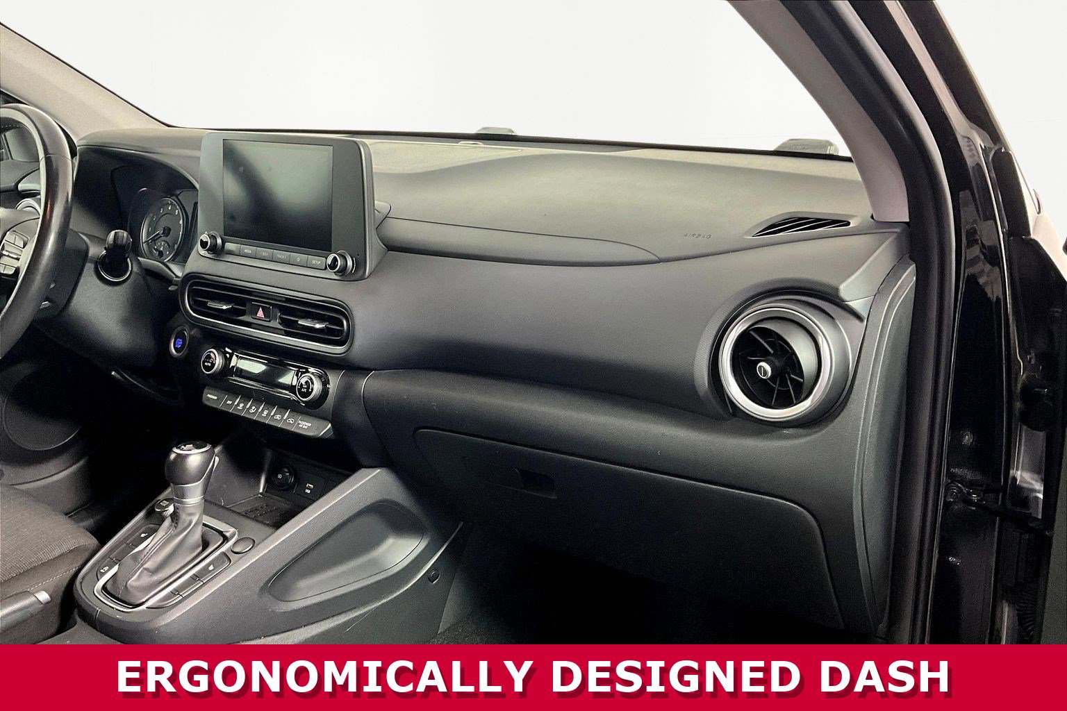 Used 2022 Hyundai Kona SEL w/ Convenience Package image 24