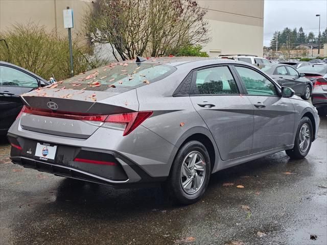New 2026 Hyundai Elantra SE FWD image 7