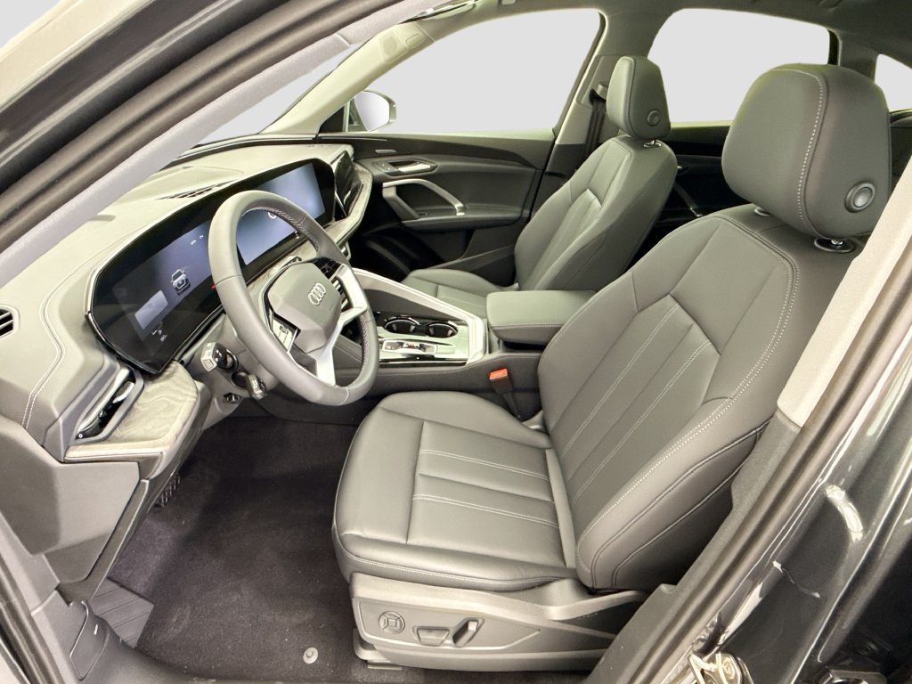 Used 2026 Audi Q5 Premium Plus AWD/4WD image 19
