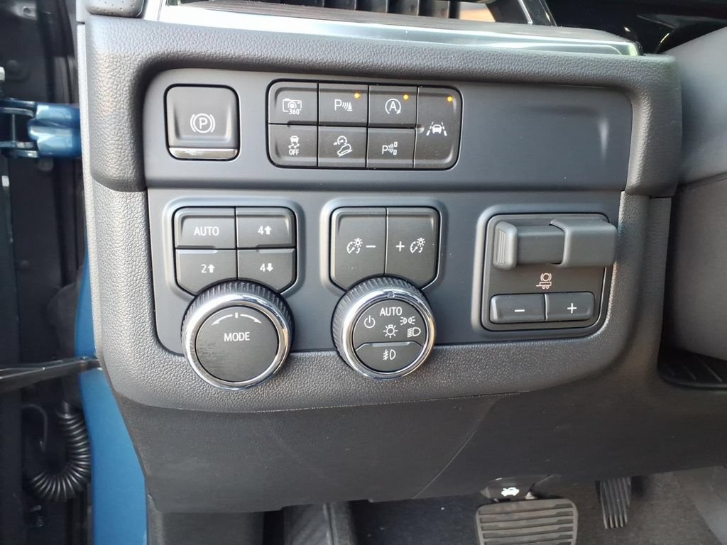New 2026 Chevrolet Tahoe Premier AWD/4WD image 25