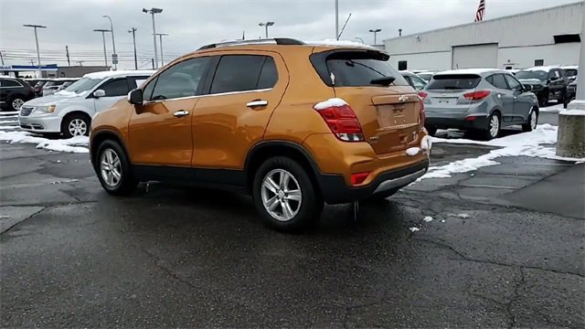 Certified 2017 Chevrolet Trax LT w/ Driver Confidence Package image 6