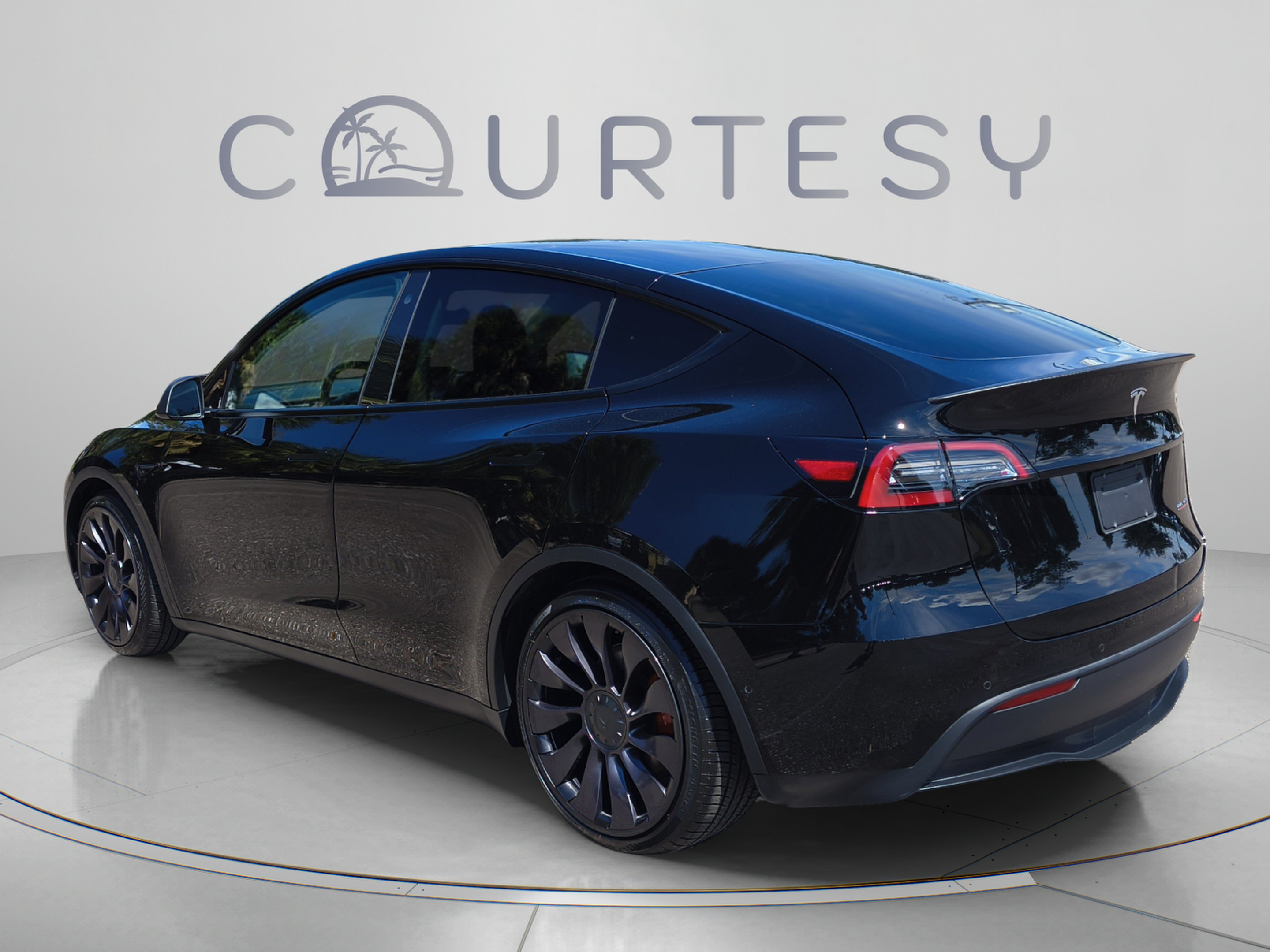 Used 2021 Tesla Model Y Performance AWD/4WD image 3