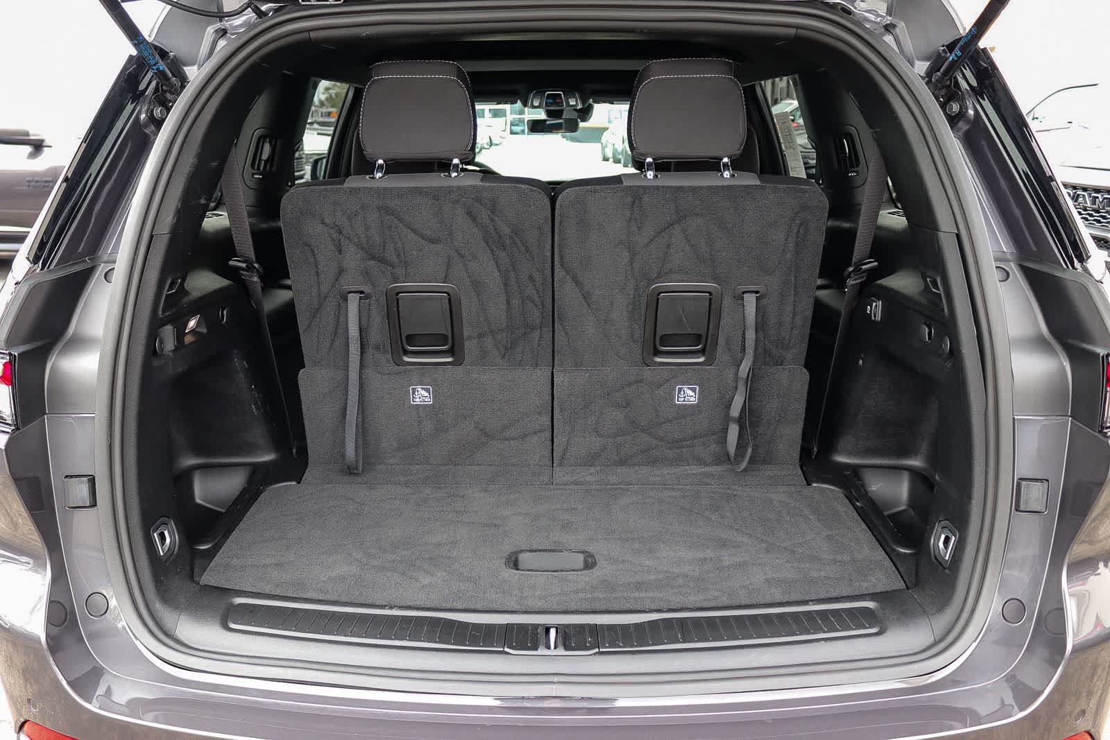 Used 2025 Jeep Grand Cherokee L Laredo RWD image 26