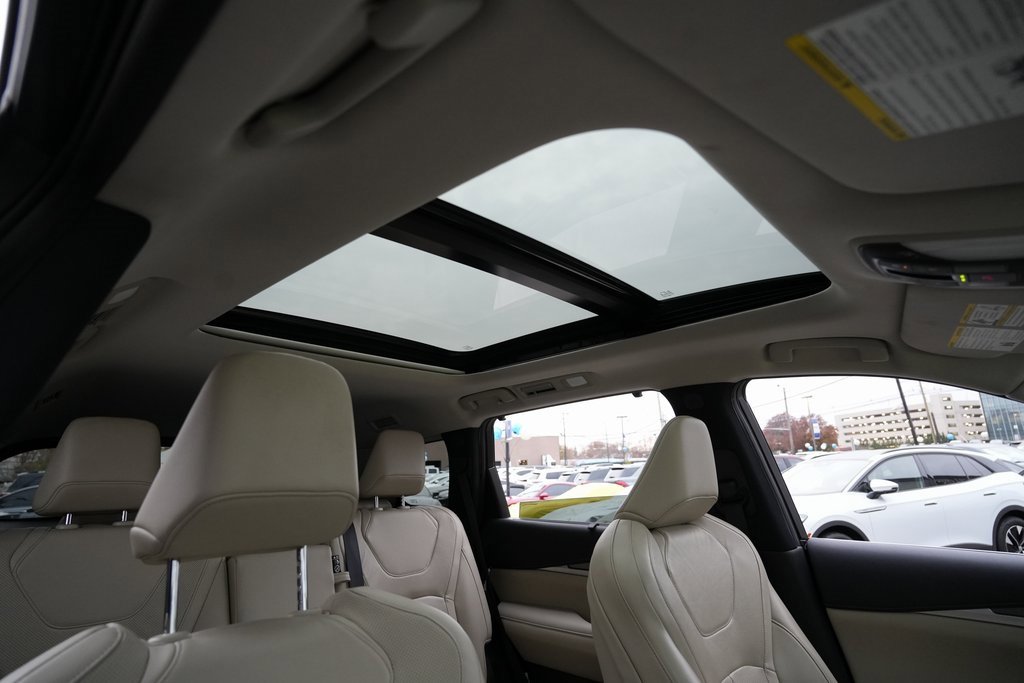 Used 2022 INFINITI QX60 Luxe w/ Cargo Package image 27