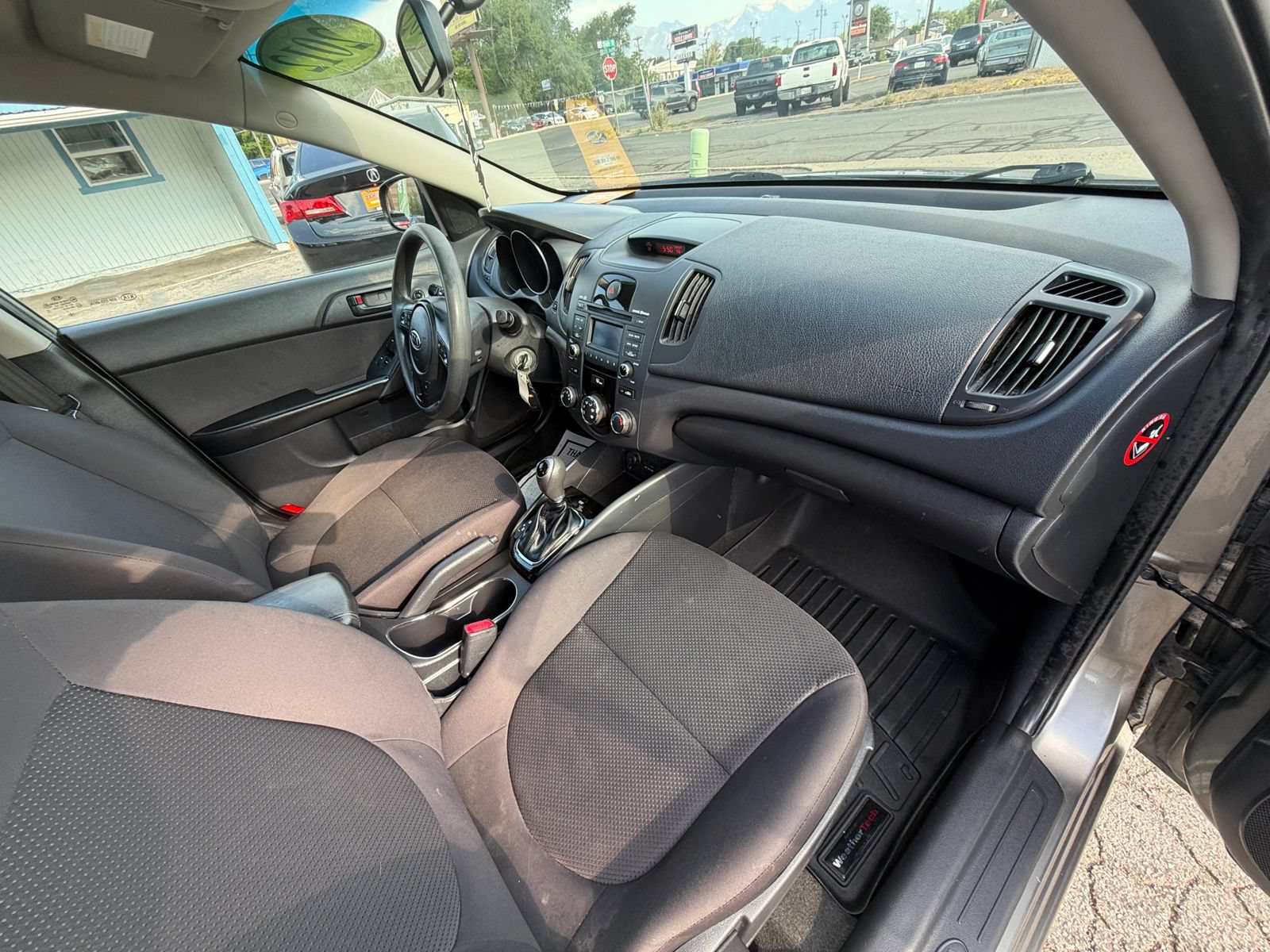 Used 2012 Kia Forte EX FWD image 16