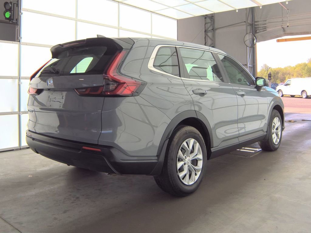 Used 2023 Honda CR-V LX image 6