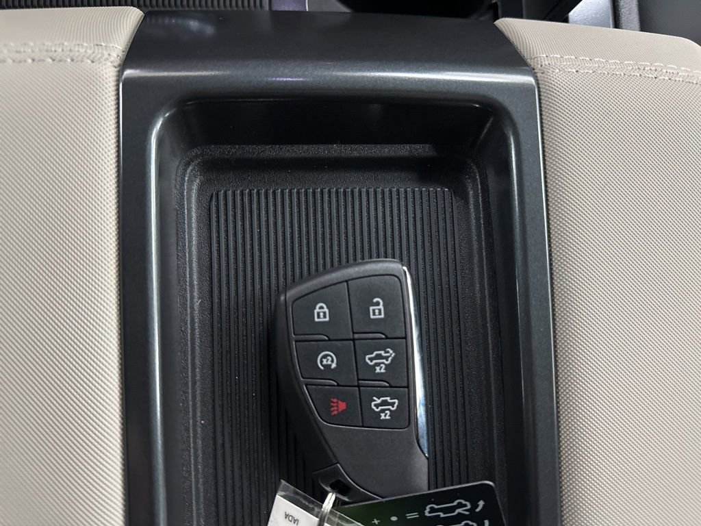 New 2026 GMC Hummer EV 2X image 36