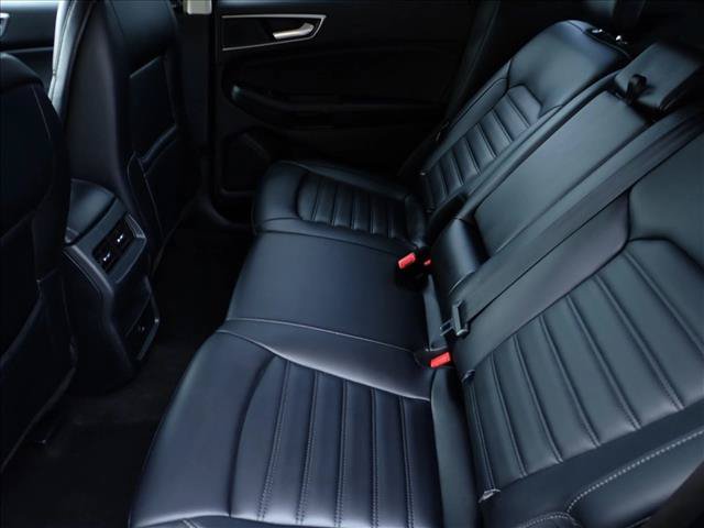Used 2024 Ford Edge SEL AWD/4WD image 9