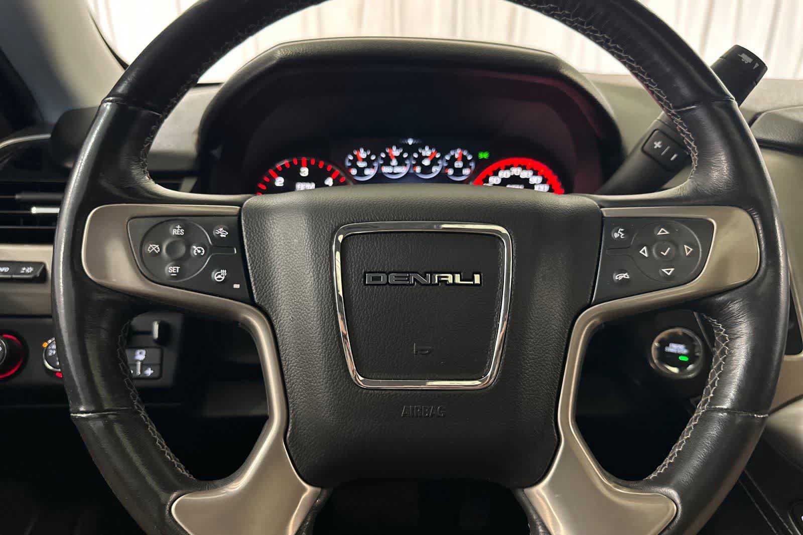 Used 2016 GMC Yukon Denali w/ Open Road Package AWD/4WD image 26