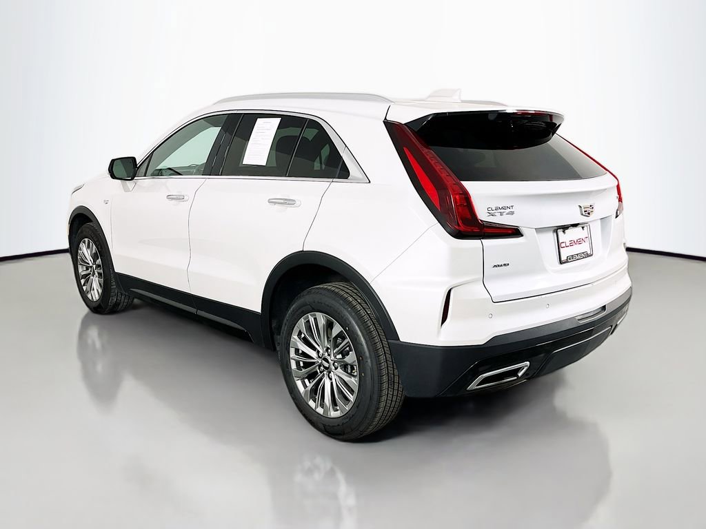 Used 2024 Cadillac XT4 Premium Luxury AWD/4WD image 9