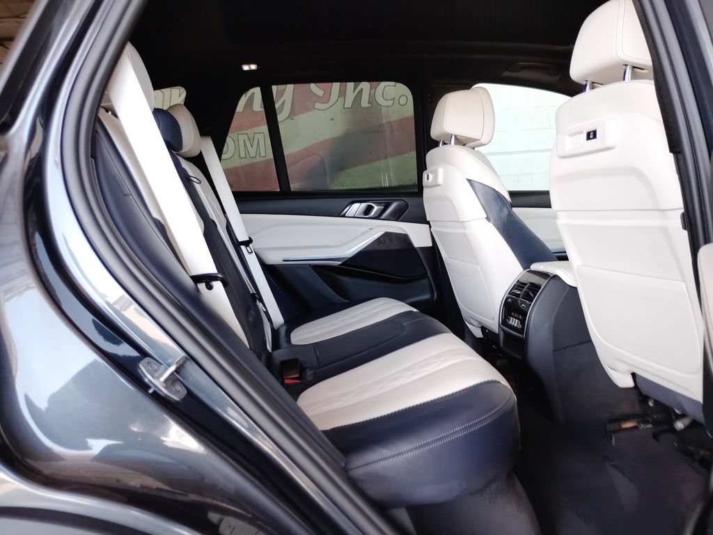 Used 2022 BMW X5 xDrive45e w/ Premium Package AWD/4WD image 20