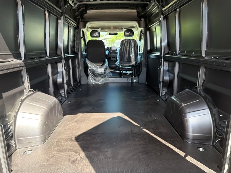 New 2026 RAM ProMaster 2500 w/ Advanced Safety Group FWD image 14