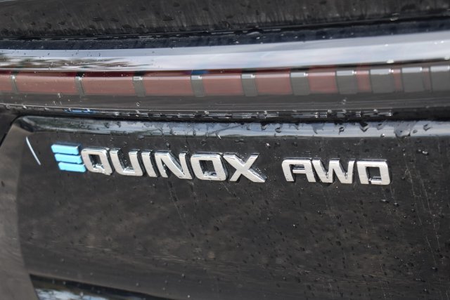 New 2026 Chevrolet Equinox EV LT AWD/4WD image 16