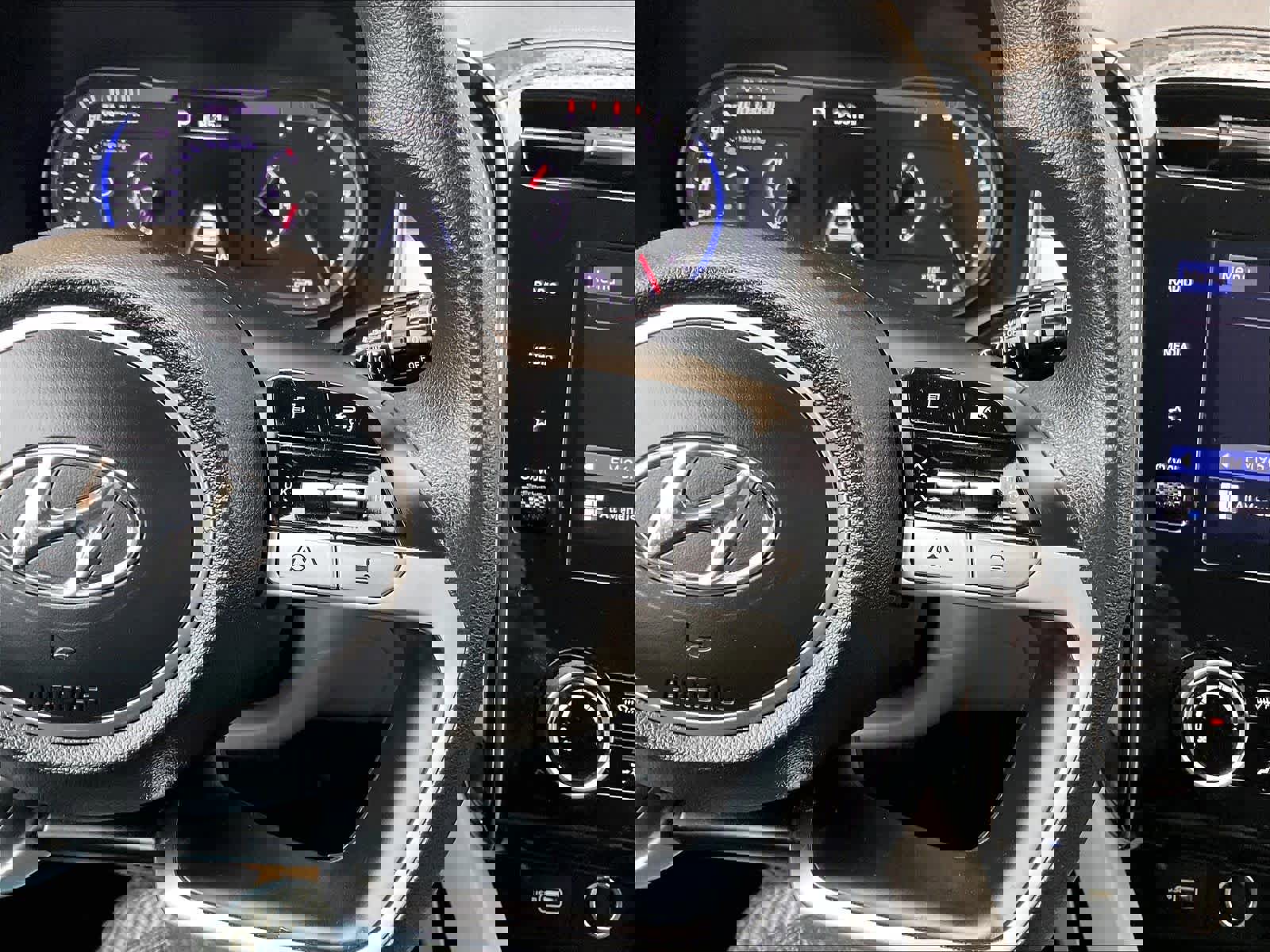 Certified 2022 Hyundai Tucson SEL image 23